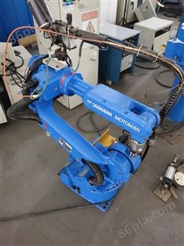 二手安川焊接机器人MA1400
