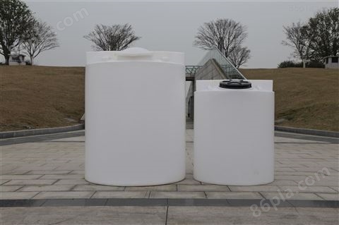 3吨养殖桶/工厂直销3立方加药桶水箱圆桶